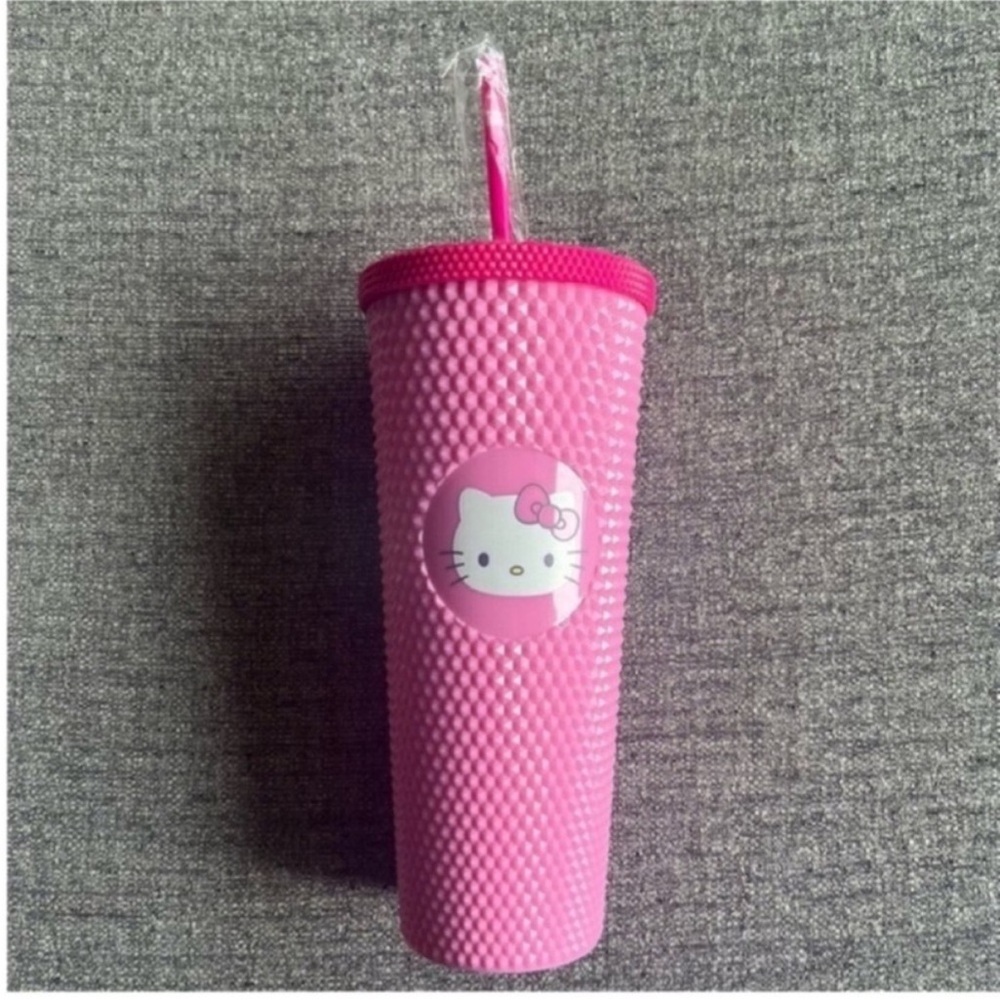 HELLO KITTY Studded Tumbler